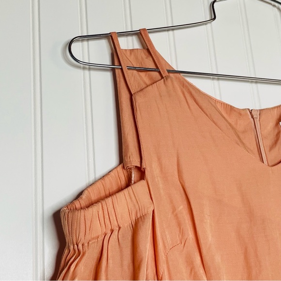 Christy & Co. Cold Shoulder Maxi Dress - Picture 5 of 8